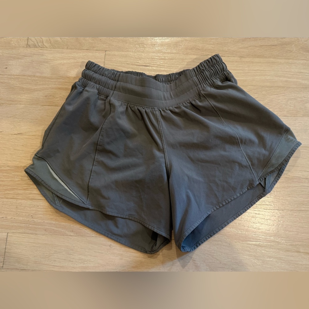 LIKE NEW Lululemon Hotty Hot shorts grey